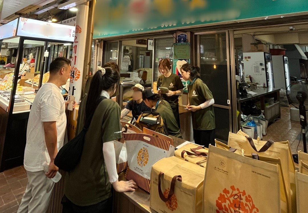 제주대 간호대학, 전통시장서 지역상인 건강관리 캠페인 운영